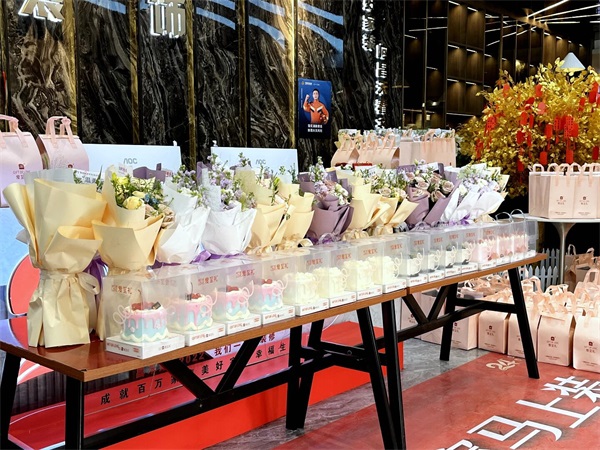 昌禾裝飾·女神節(jié)特輯｜以花為禮，以甜為伴，致敬每一位發(fā)光的你